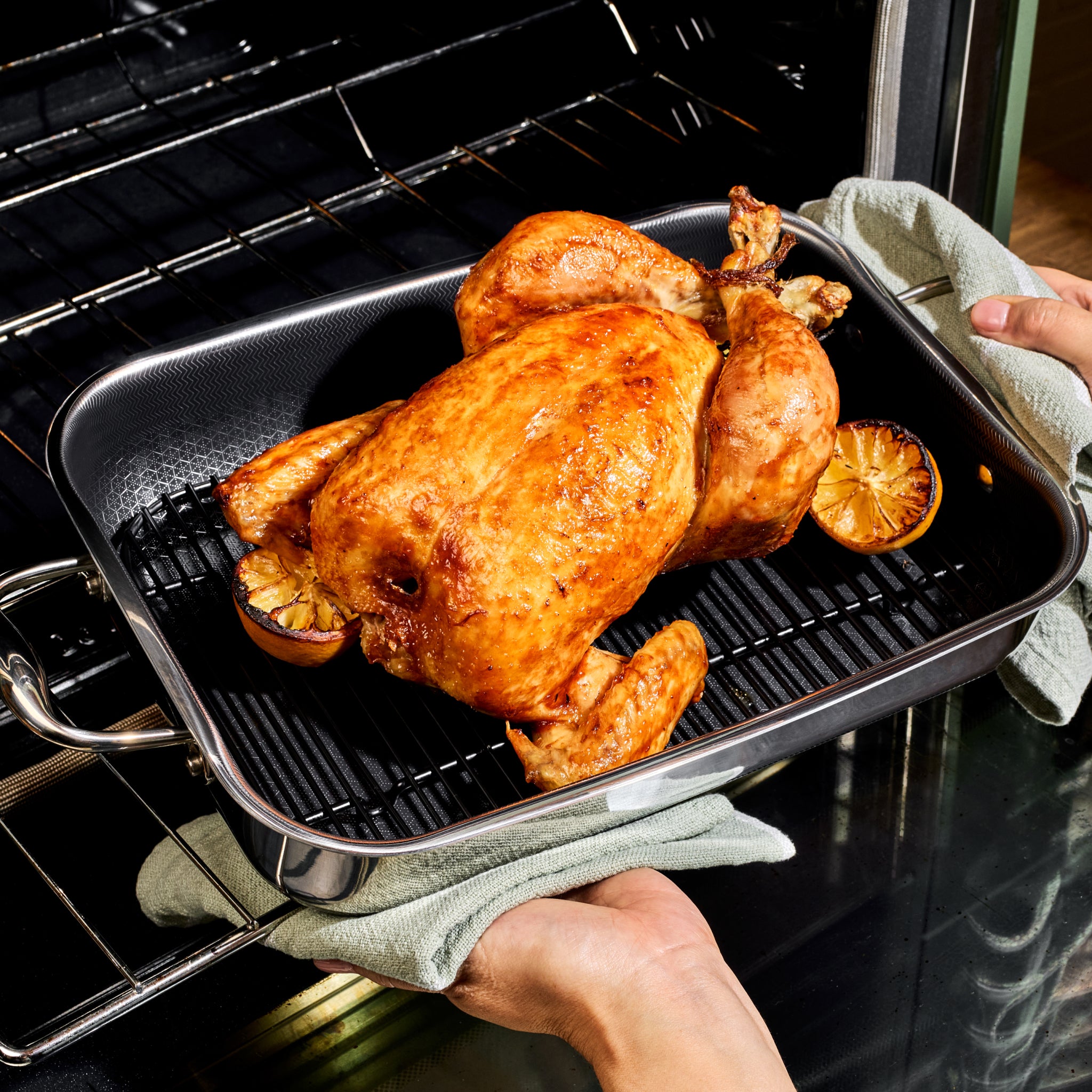 Hybrid Roasting Pan with Rack. 9 x 13 - Image 6