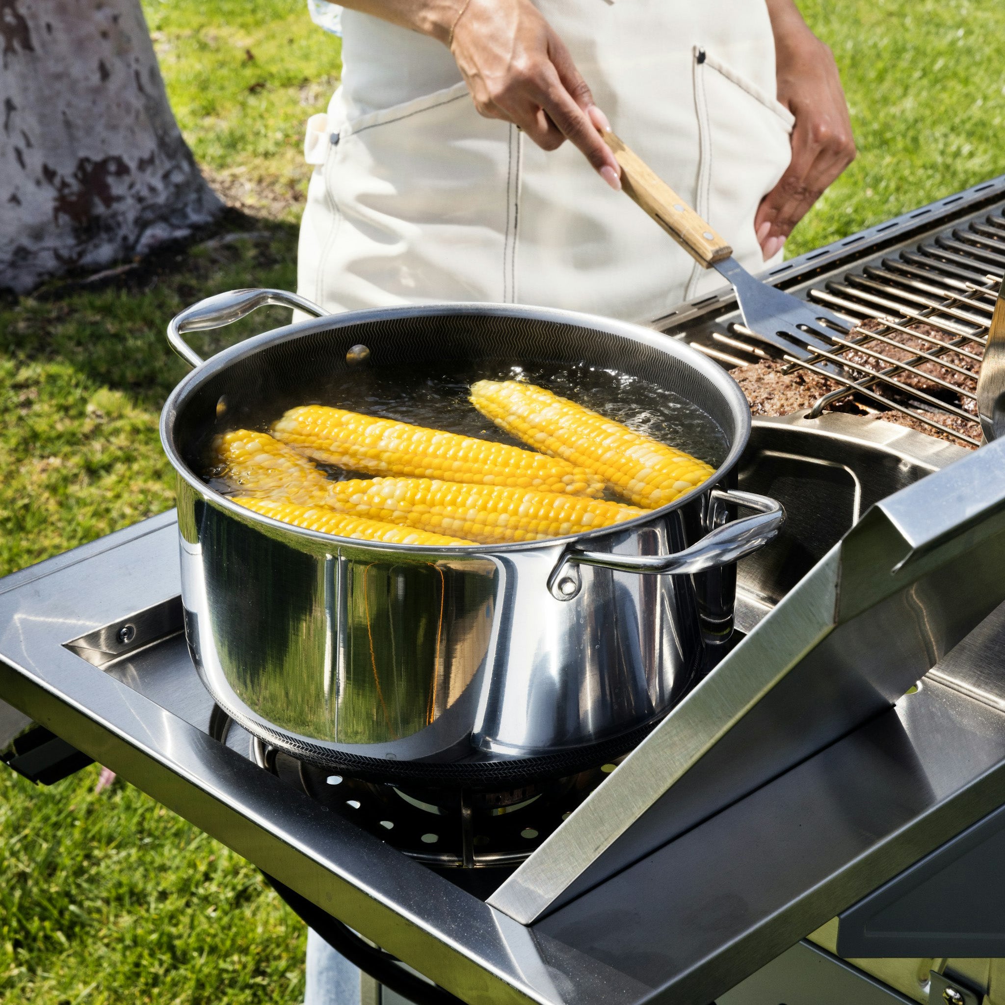 Hybrid Stock Pot with Lid. 10-Qt - Image 8