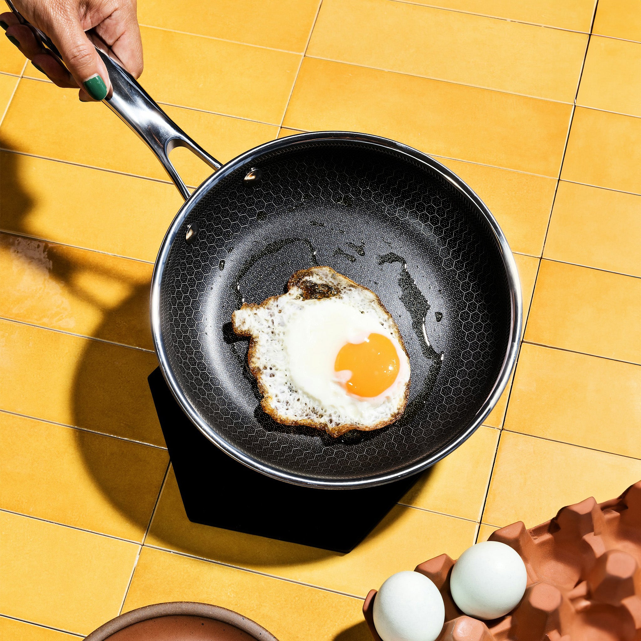 Hybrid Fry Pan with Lid. 7 - Image 6