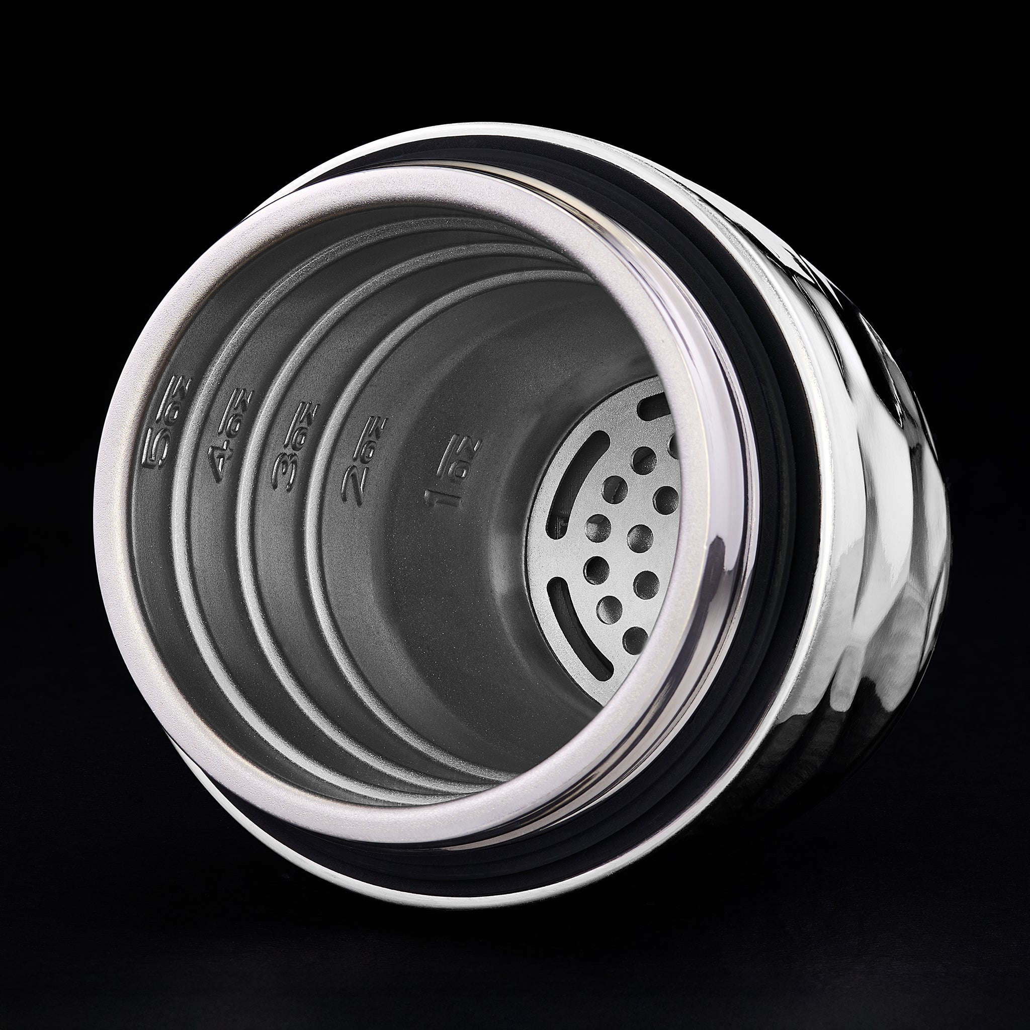Cocktail Shaker. 25 oz (Chrome) - Image 4