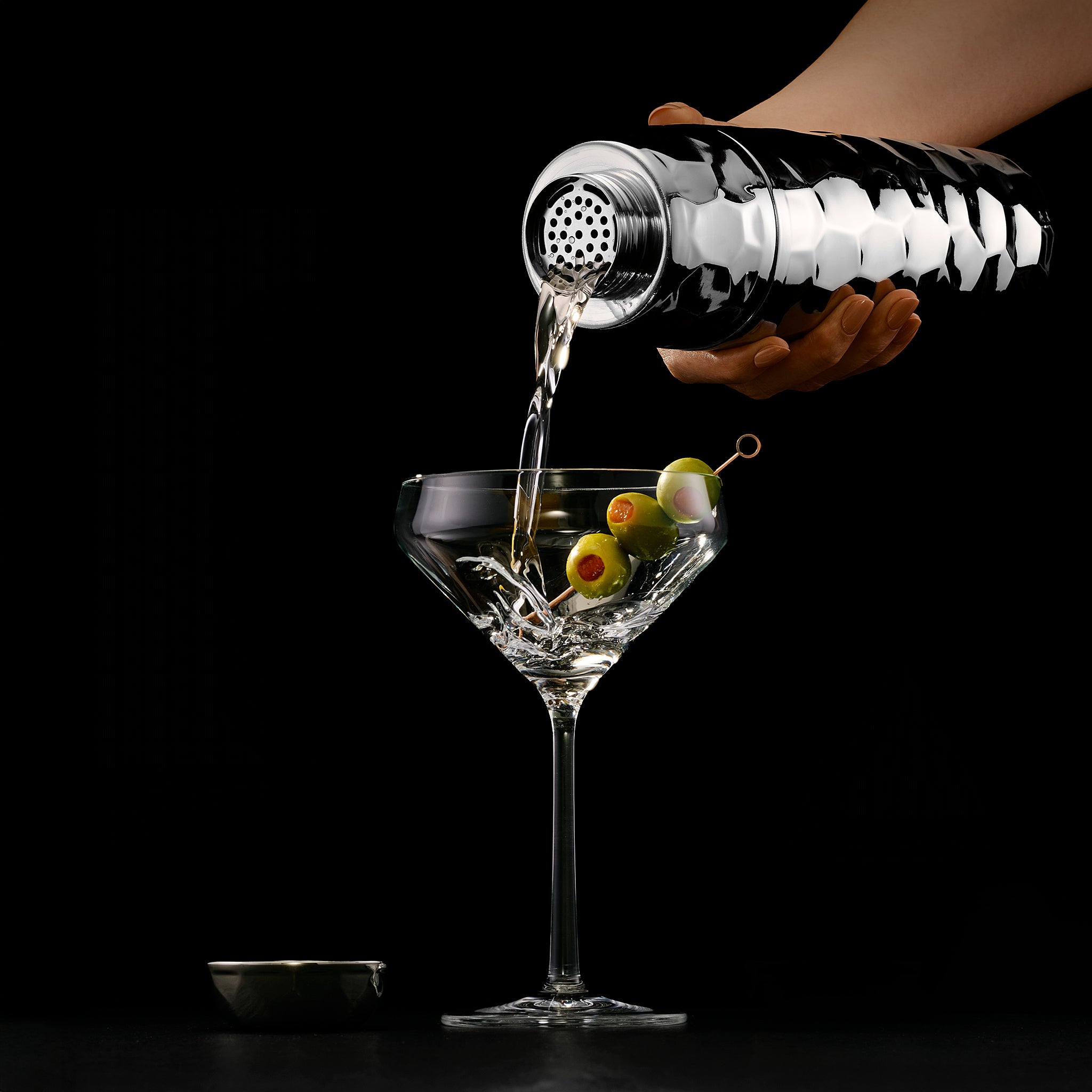 Cocktail Shaker. 25 oz (Chrome) - Image 3