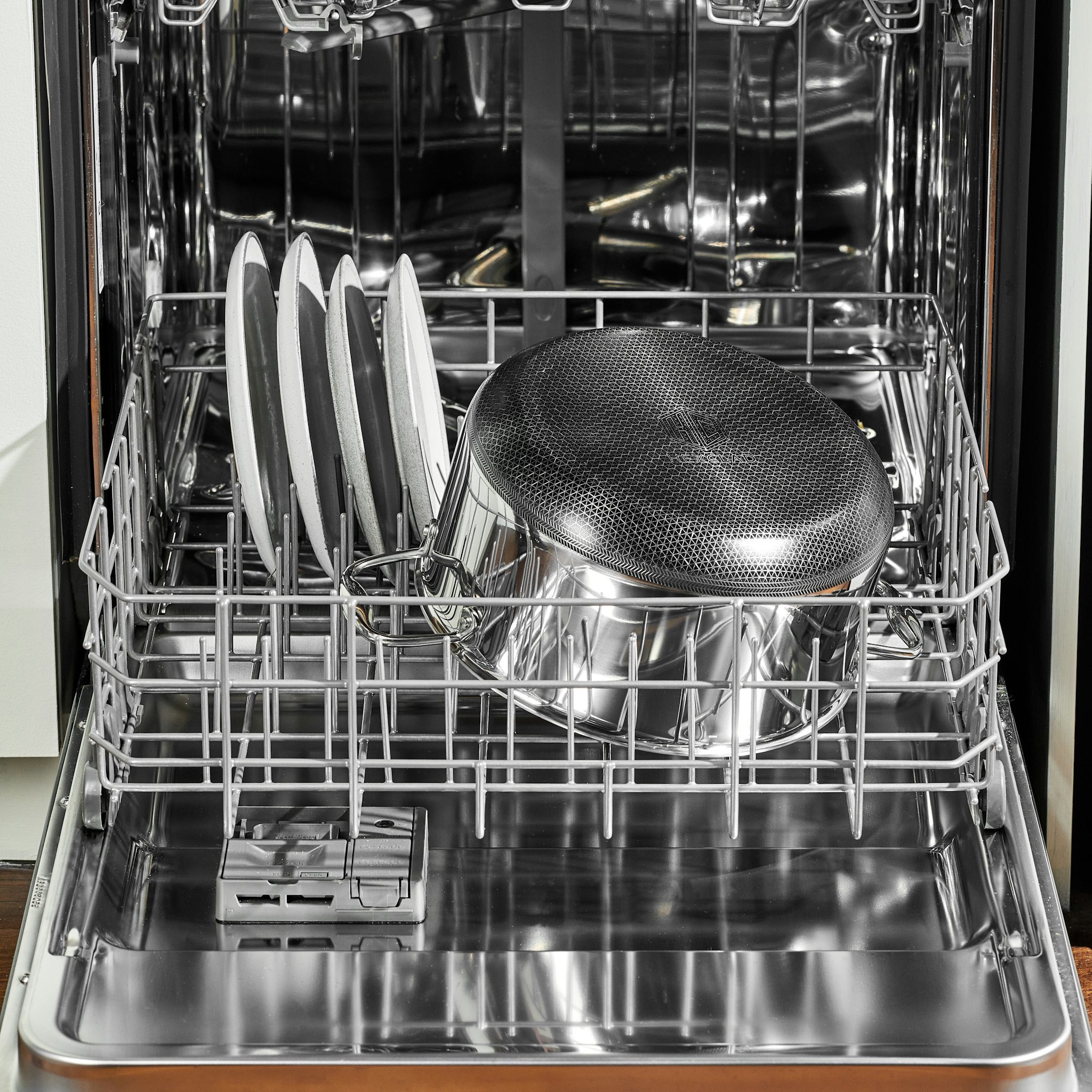Hybrid Stock Pot With Lid. 8-Qt - Image 7
