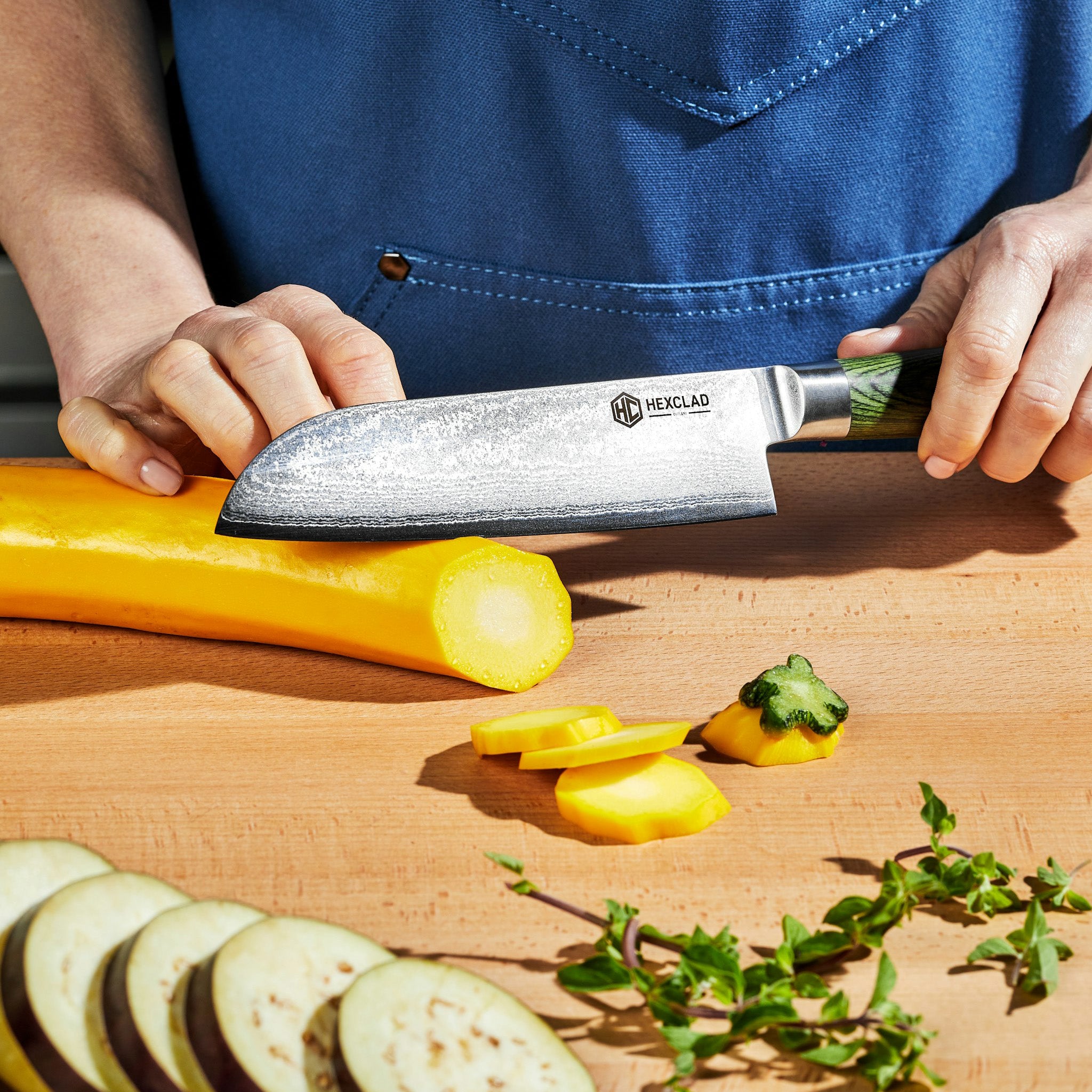 Damascus Steel Santoku Knife. 7 (Green) - Image 4