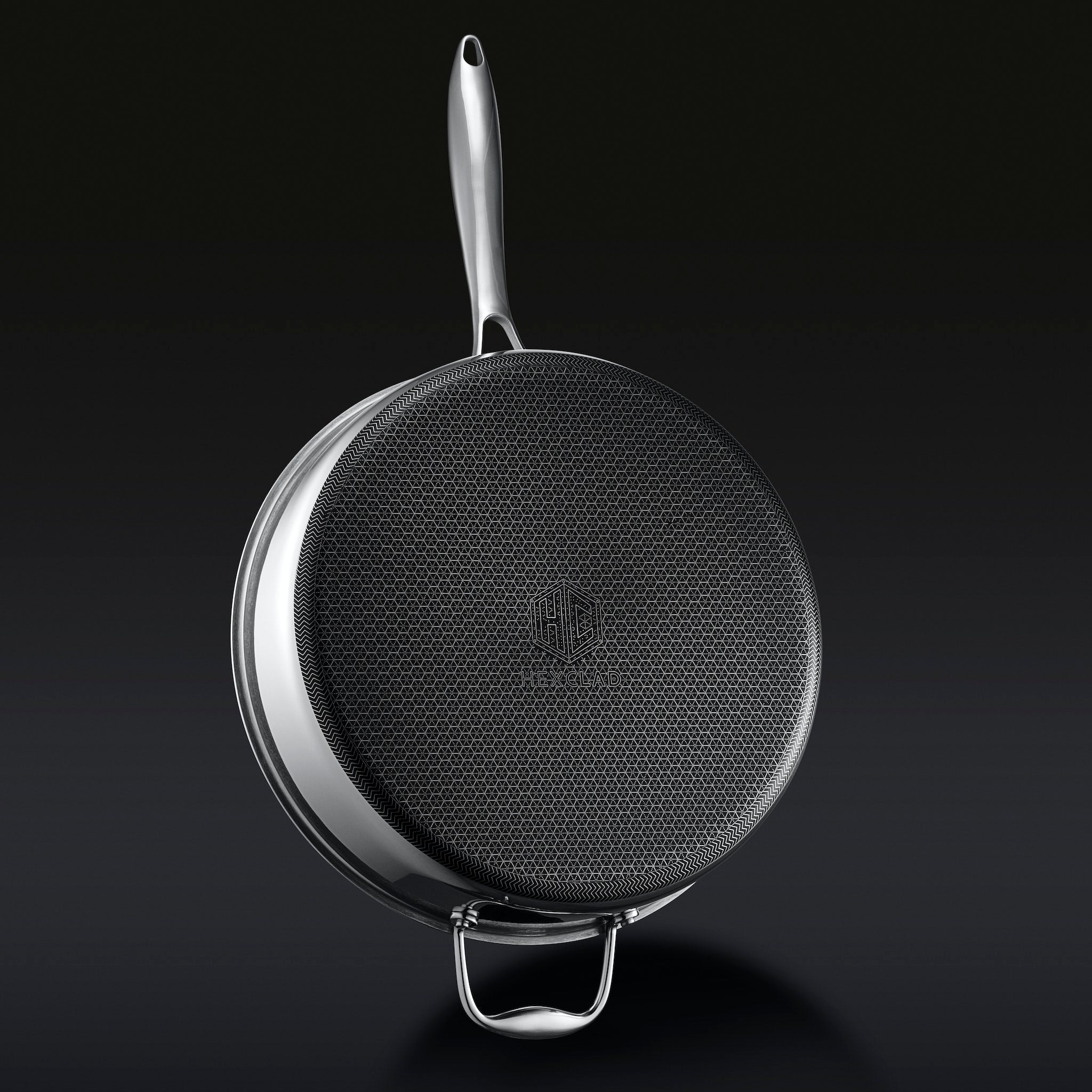 Hybrid Deep Sauté Pan with Lid. 5.5-Qt - Image 2